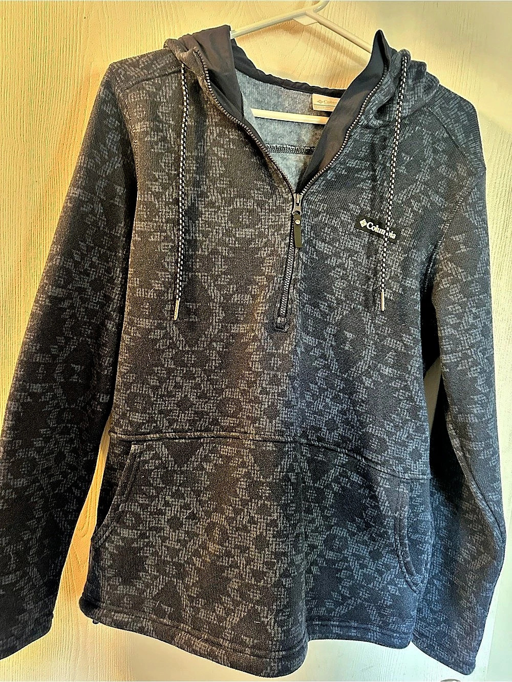 Columbia Women's Pullover Jacket in Navy Size Medium
